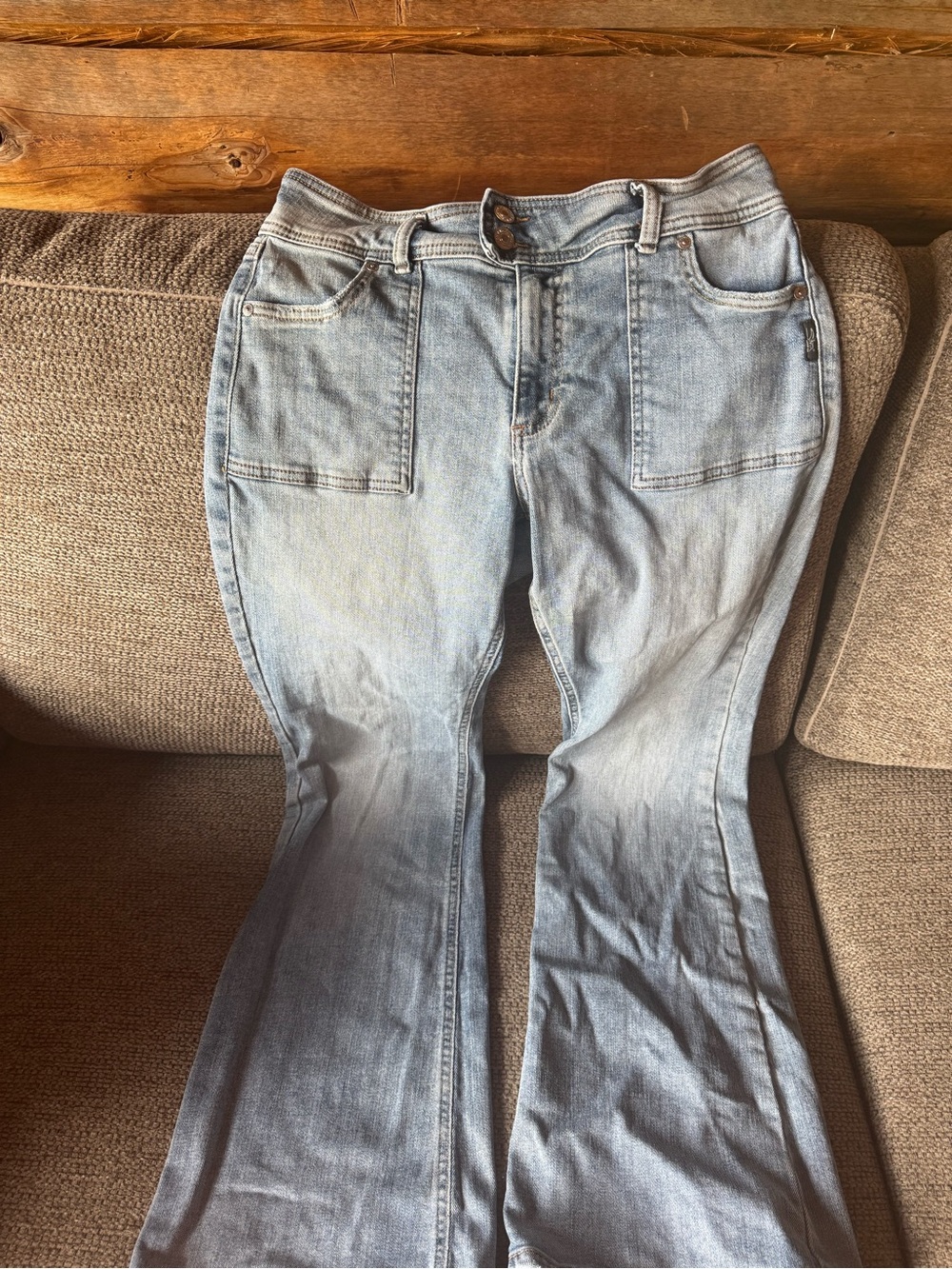 Silver Jeans Light Blue Flare Jeans with Front Patch Pockets